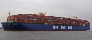 kapal kontainer HMM Algeciras
